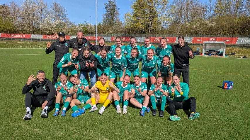 frauen-loesen-halbfinal-ticket